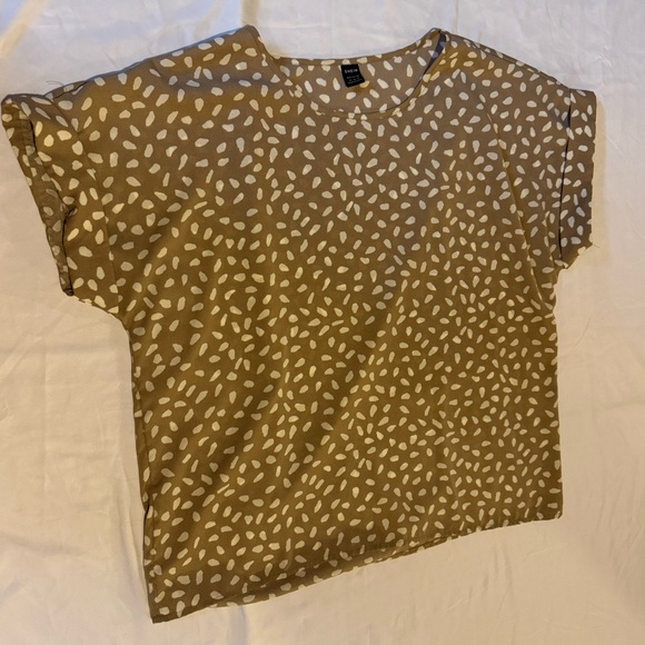 2 Women’s SHEIN Blue and Tan Patterned Blouse Size XL - Picture 10 of 15
